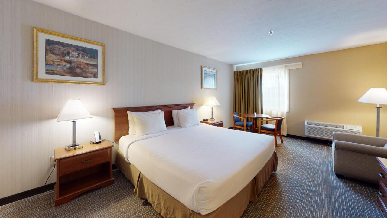 Ramada By Wyndham Strasburg - Shenandoah Valley Luaran gambar