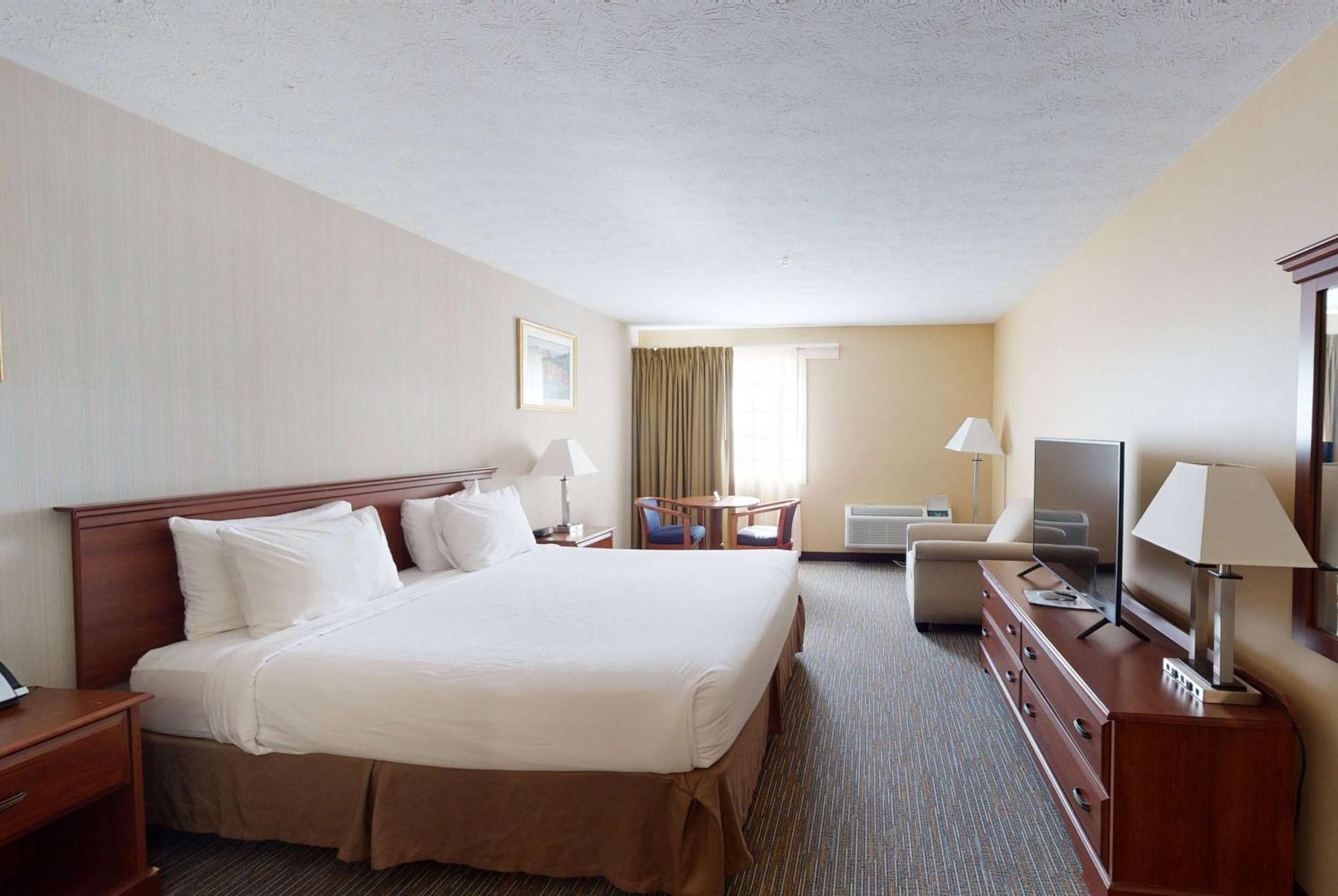 Ramada By Wyndham Strasburg - Shenandoah Valley Luaran gambar