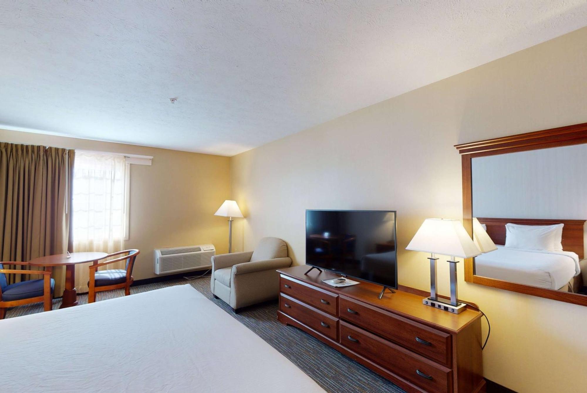 Ramada By Wyndham Strasburg - Shenandoah Valley Luaran gambar