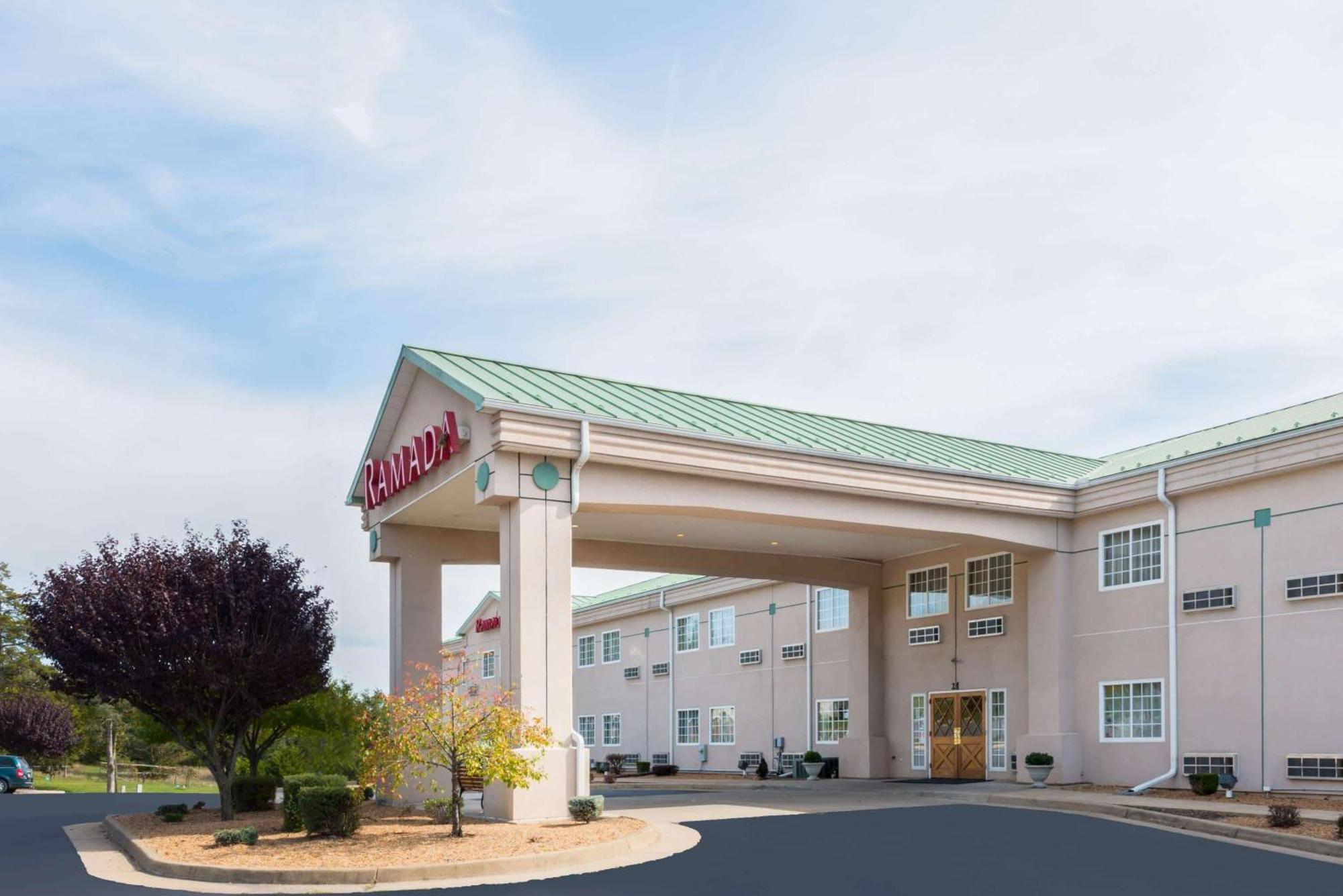 Ramada By Wyndham Strasburg - Shenandoah Valley Luaran gambar